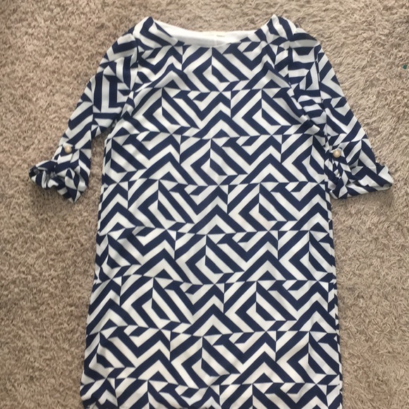 Slip on sheath dress with sleeve detail. - Picture 2 of 3